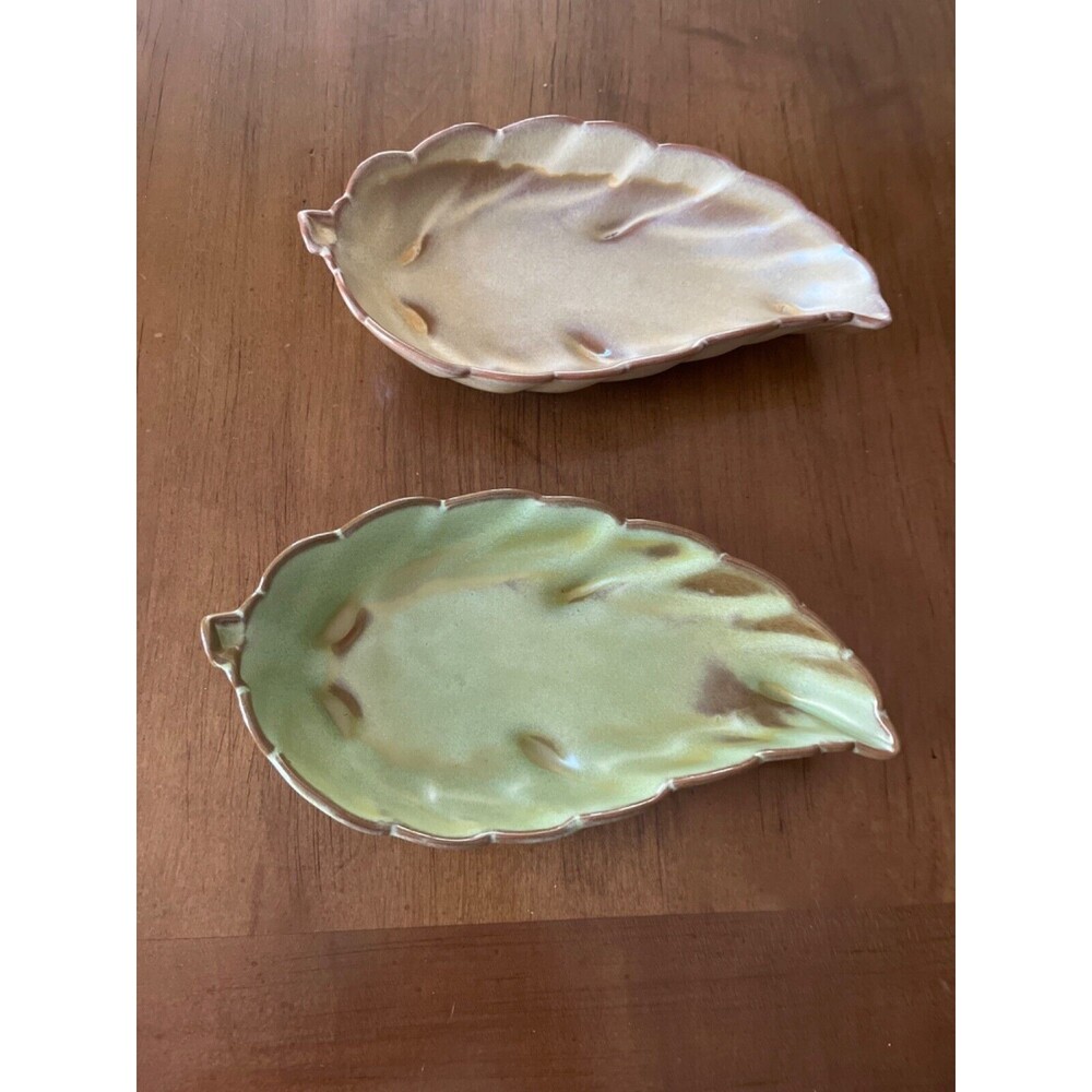Frankoma Pottery - Set of 2 leaf Dishes - Prairie Green and Desert Gold #225